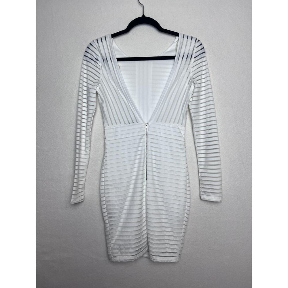 Charlotte Russe White Long Sleeve Striped Mini Dress Size Small Open Back - Picture 5 of 9